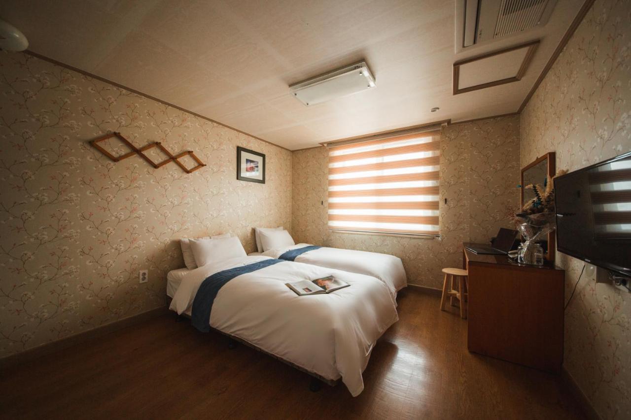 Jungmun Resort Jeju Seogwipo Exterior foto