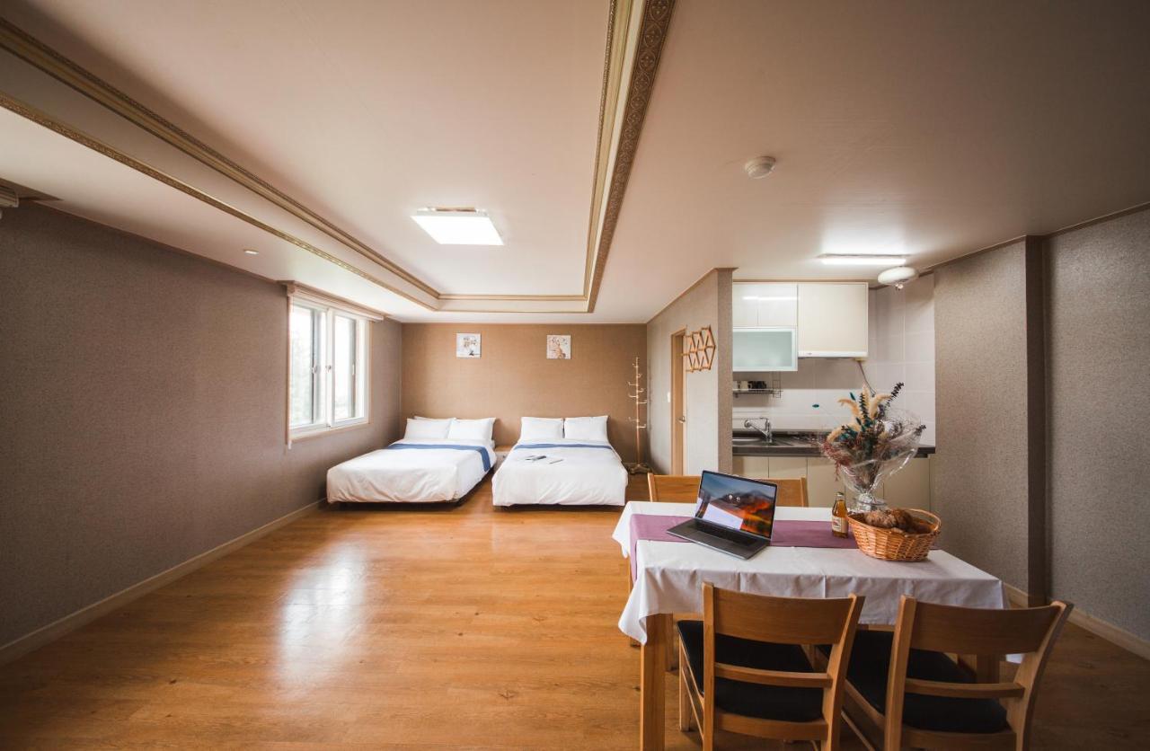Jungmun Resort Jeju Seogwipo Exterior foto